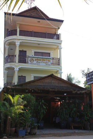Oral Dangkor Hotel