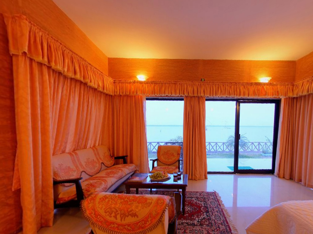 Lake Symphony Resort